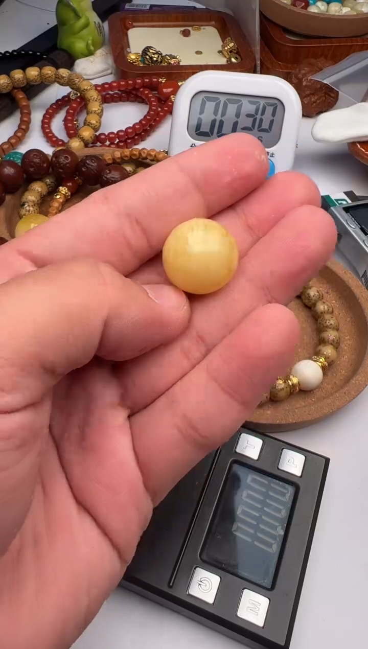 【闪购商品】蜜蜡裸石未镶嵌蜜蜡单株20mm