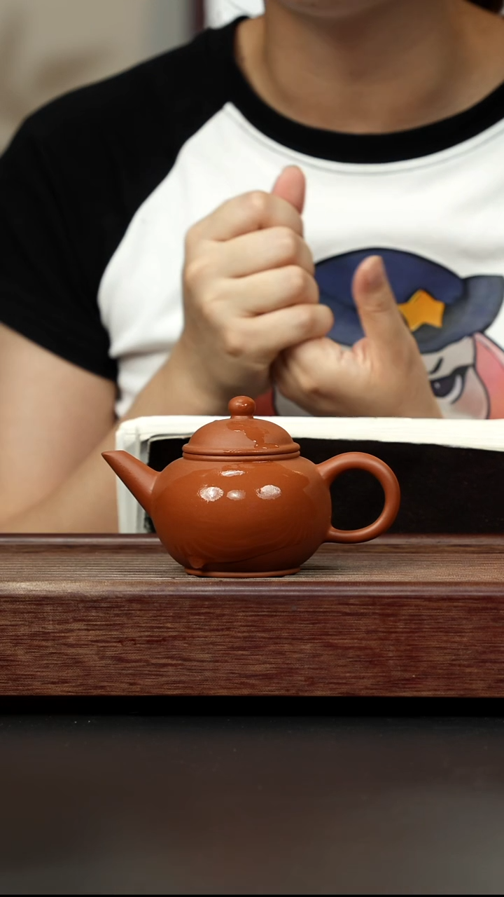 紫砂茶壶小红泥水平