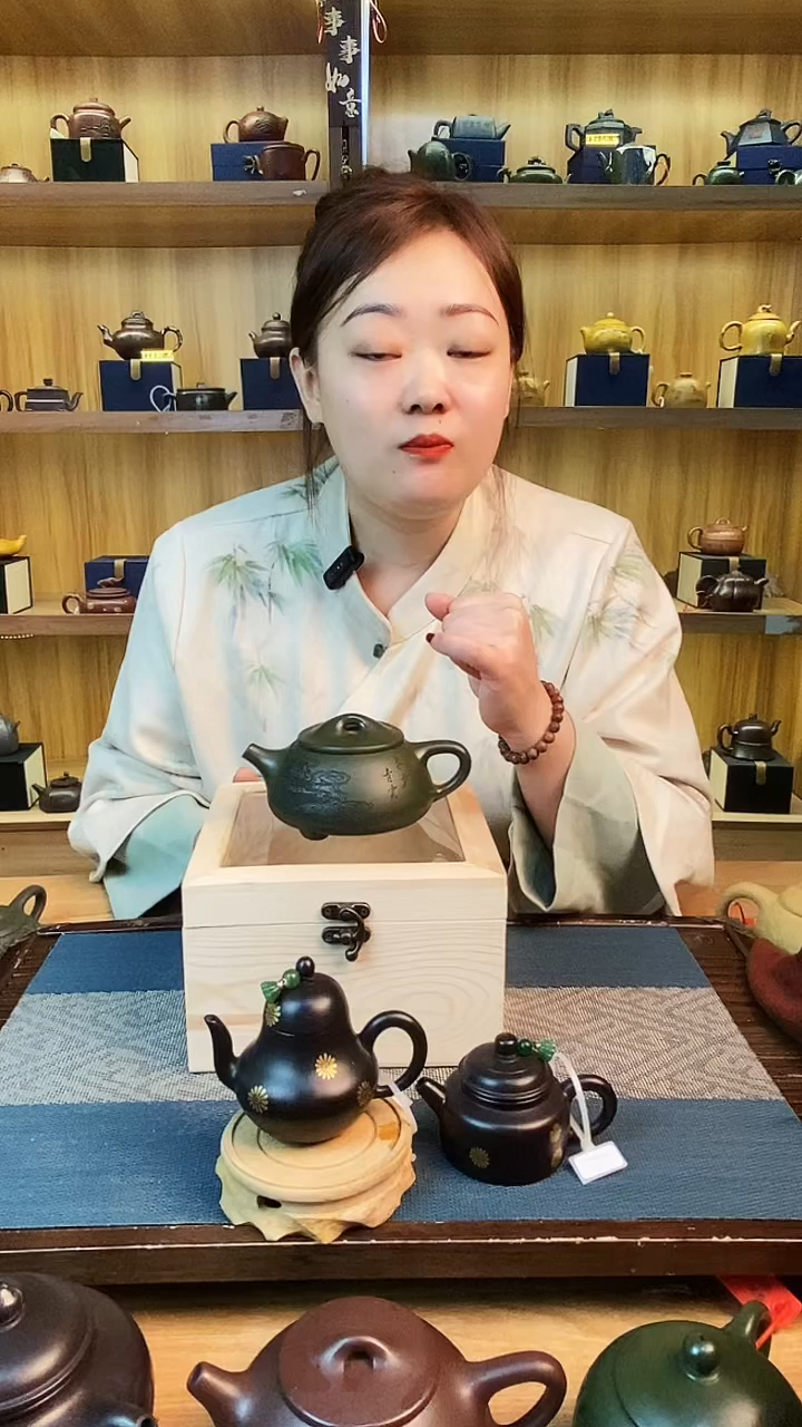 【闪购商品】紫砂茶壶翡翠绿泥凤鸣石瓢【雪】