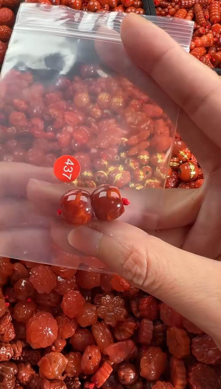 【闪购商品】南红玛瑙颈饰合金2
