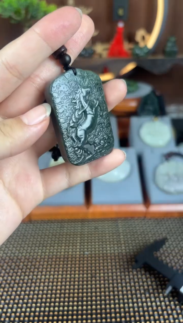 【闪购商品】和田玉颈饰未镶嵌1