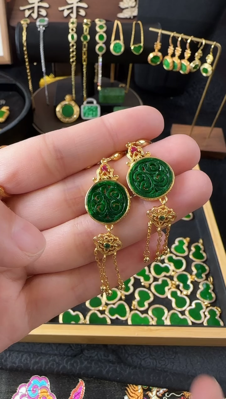 【闪购商品】翡翠耳饰银S925镶嵌耳饰