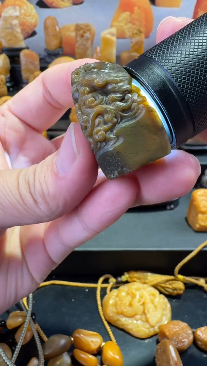 【闪购商品】田黄石半知田黄直播间