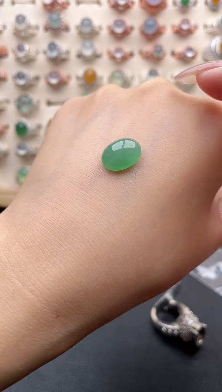 【闪购商品】翡翠戒指未镶嵌一物一证一礼盒