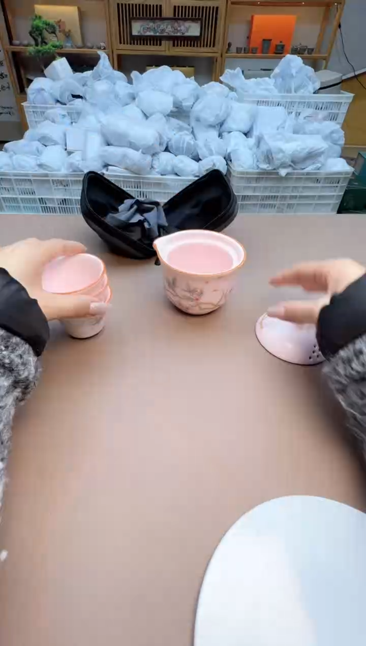 【闪购商品】摆件瓷制品S1111111111111