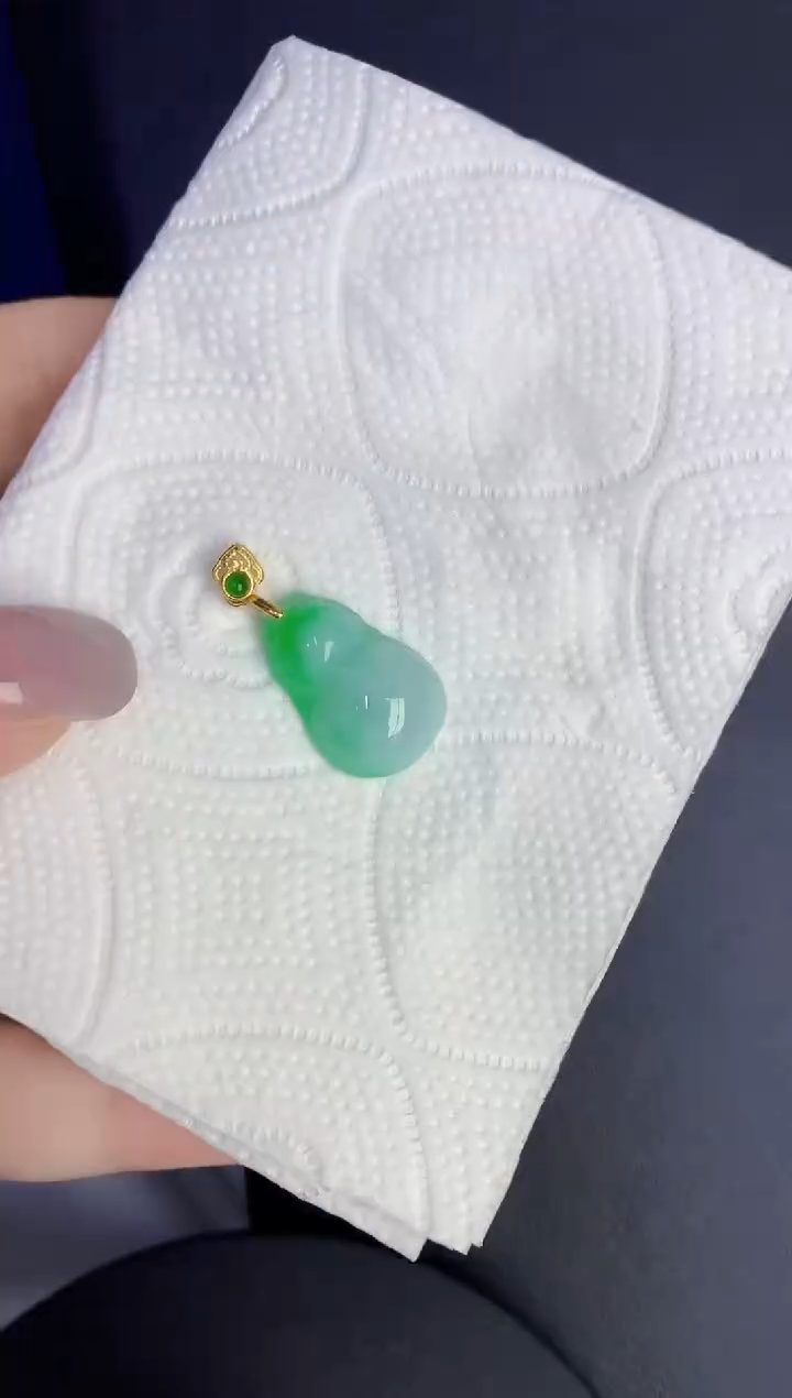颈饰未镶嵌翡翠缅甸天然翡翠A货