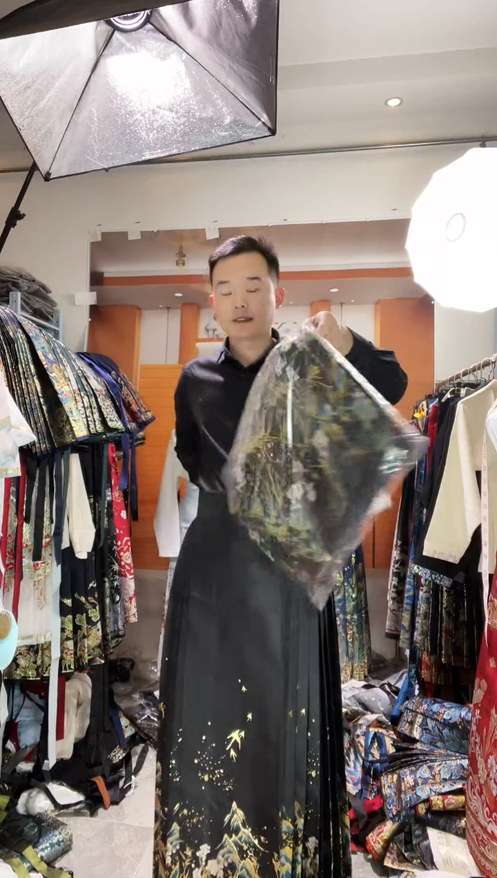 ?***?孤品商品编码  千里黑  L