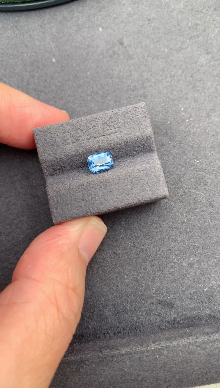 裸石尖晶石1.08ct钴尖晶   BH  定制