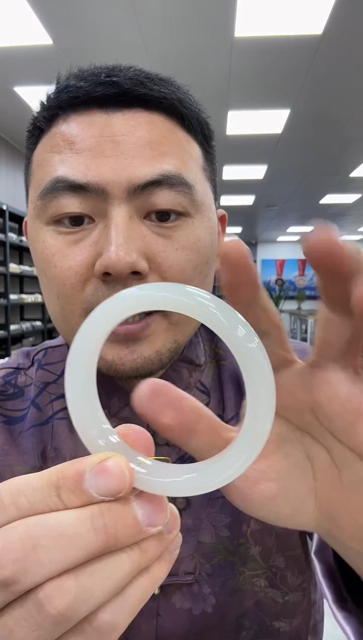 【闪购商品】和田玉手镯未镶嵌56 203