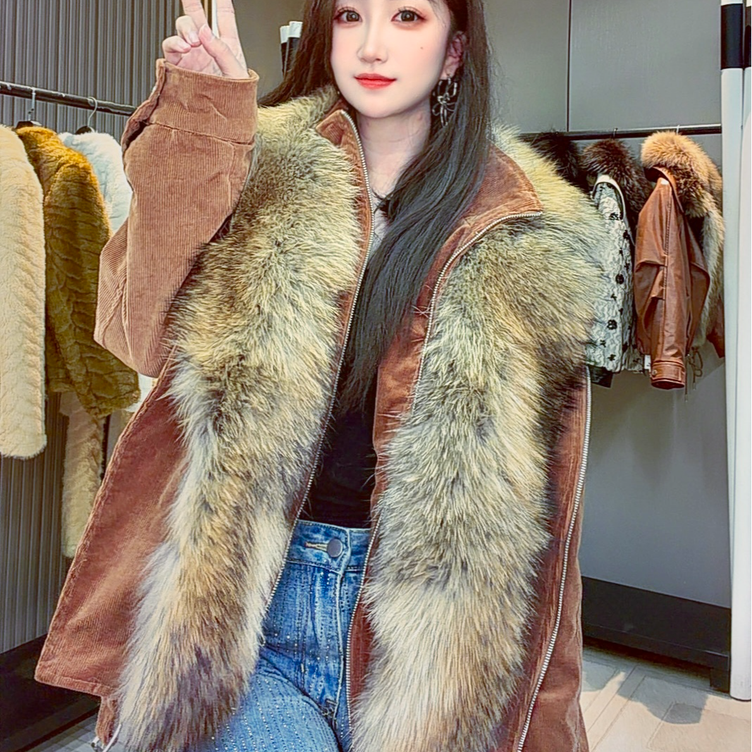 {潮野-Cyer}秋冬复古真毛领休闲时尚设计师短外套冬季