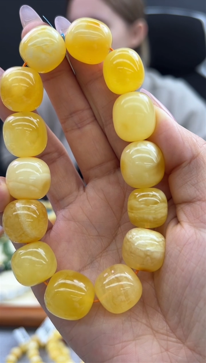 【闪购商品】琥珀手串未镶嵌701秒拍号