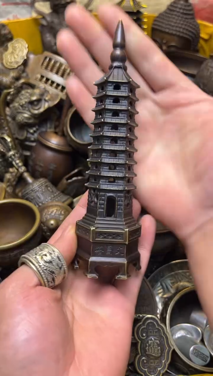 精美铜器，点击下单