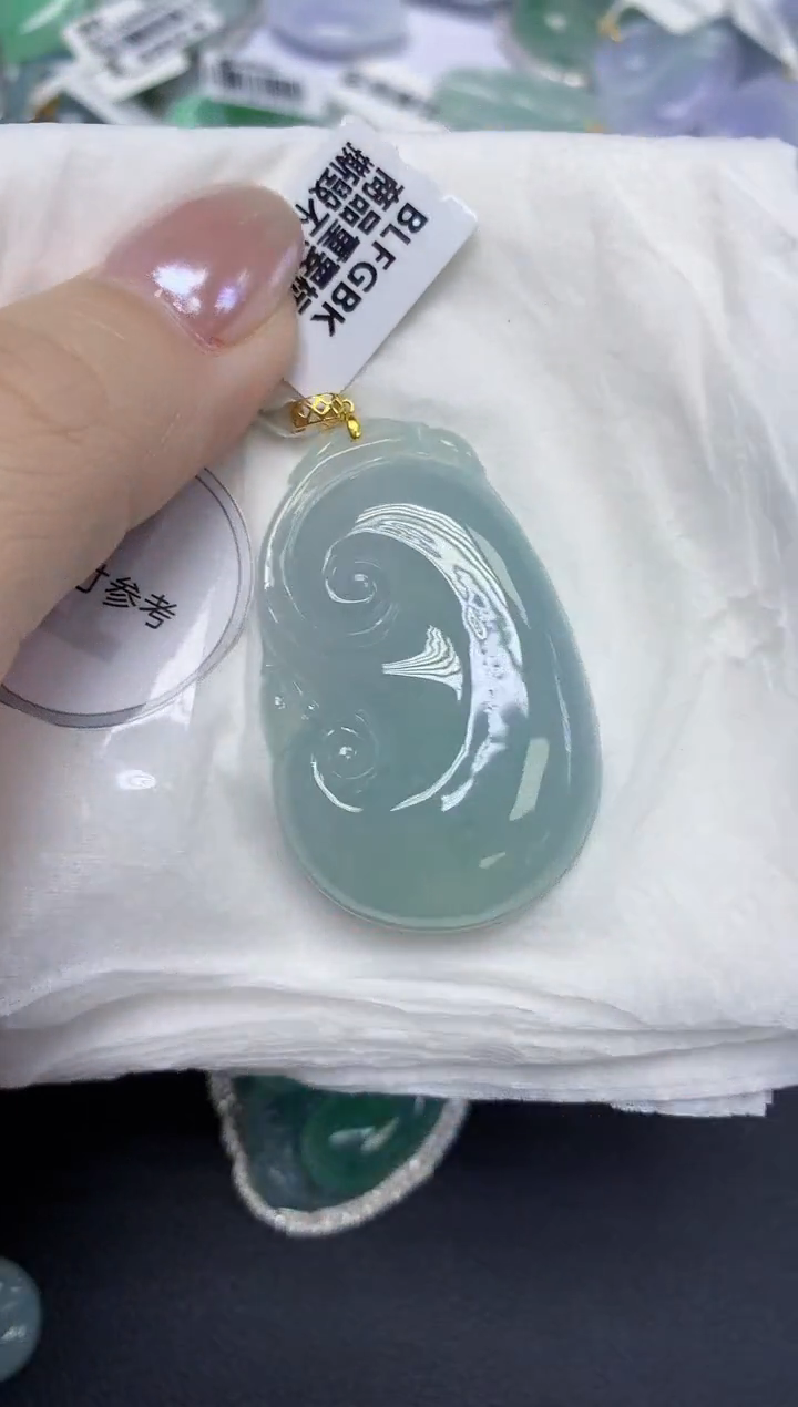 翡翠18K金镶嵌颈饰天然缅甸翡翠A货百元以上9元证书费自理