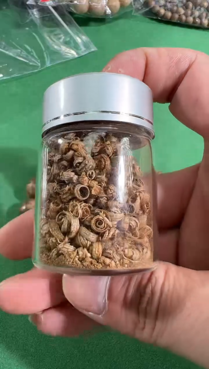 【闪购商品】沉香沉香香囊130号瓜子勾丝2克多样性发一