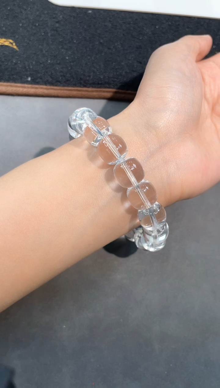 【闪购商品】水晶手链未镶嵌65号利姆利亚白水老型款13mm