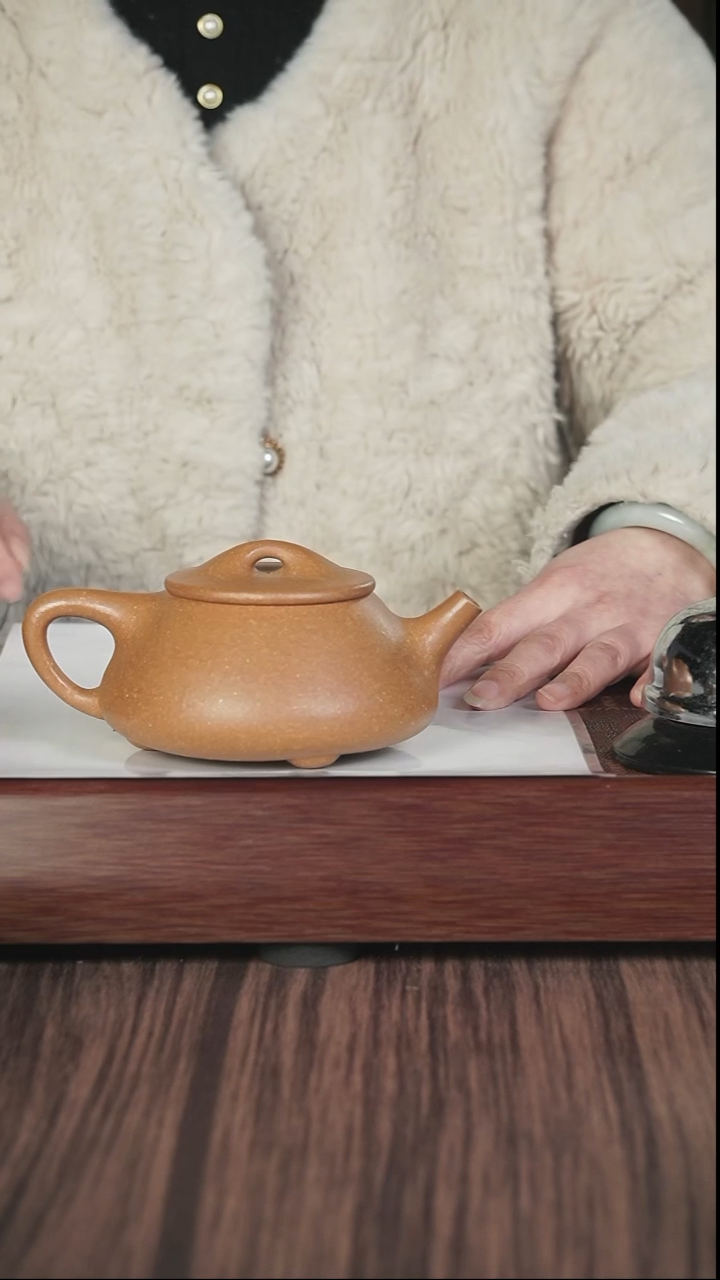 【闪购商品】紫砂茶壶沉香段 景舟石瓢