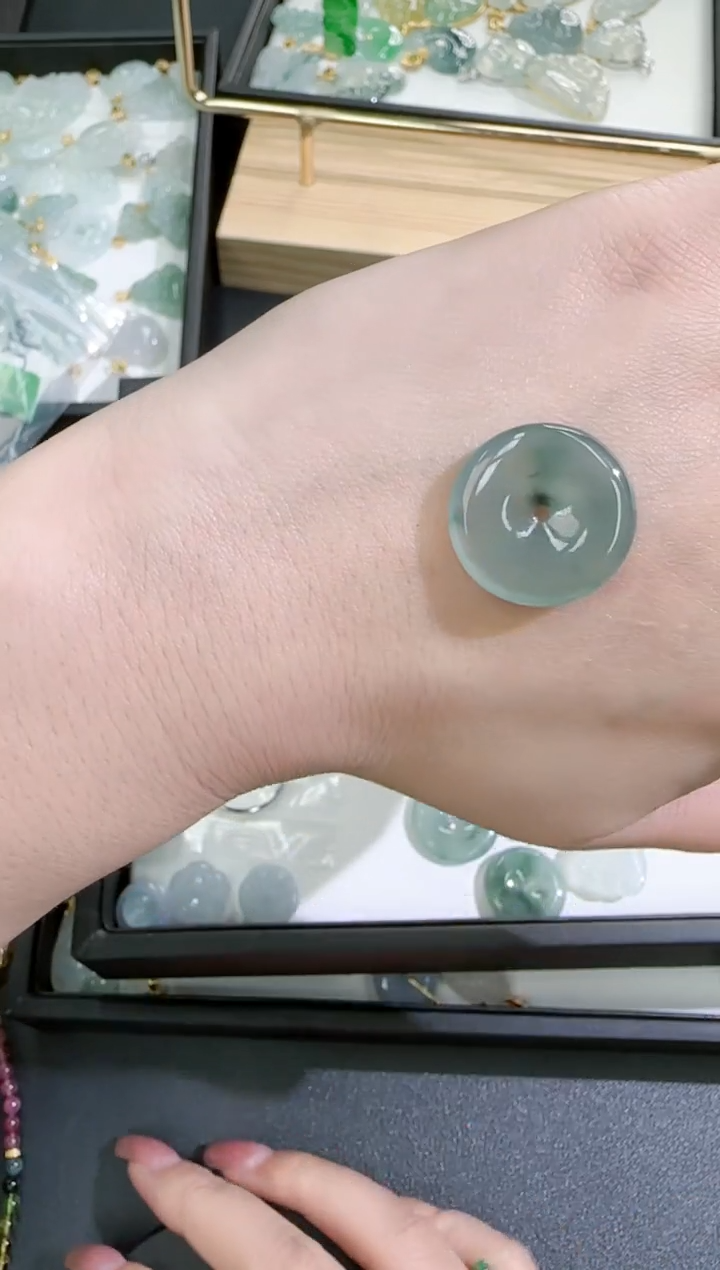 【闪购商品】翡翠颈饰18K金镶嵌250210159