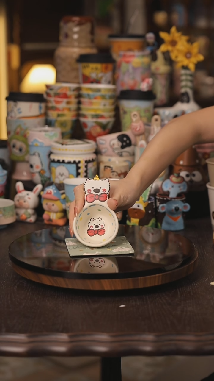 景德镇釉下彩绘设计师款式陶瓷