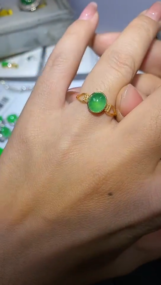 【闪购商品】翡翠戒指18K金镶嵌18k金戒指