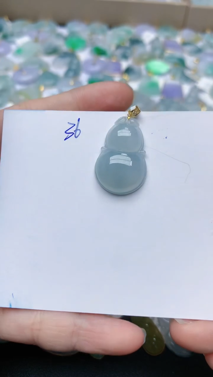 【闪购商品】翡翠颈饰18K金镶嵌天然翡翠A货    