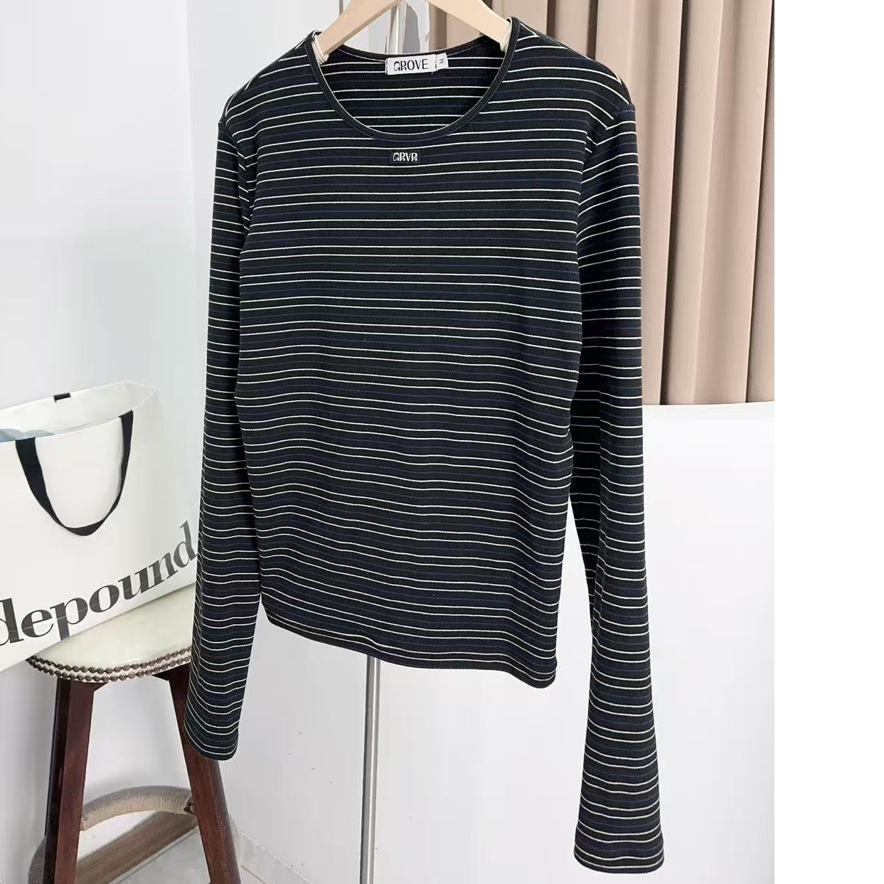 2025冬季新款长袖圆领条纹女