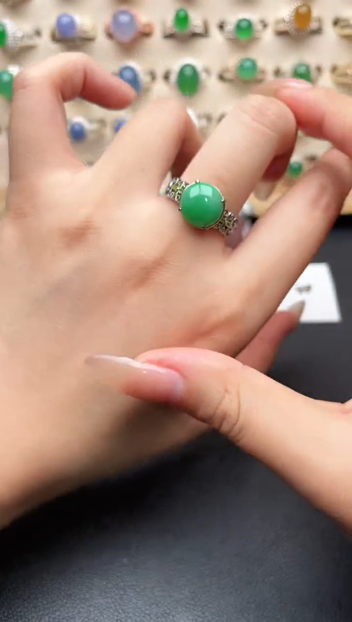 银S925镶嵌戒指翡翠一物一证一礼盒