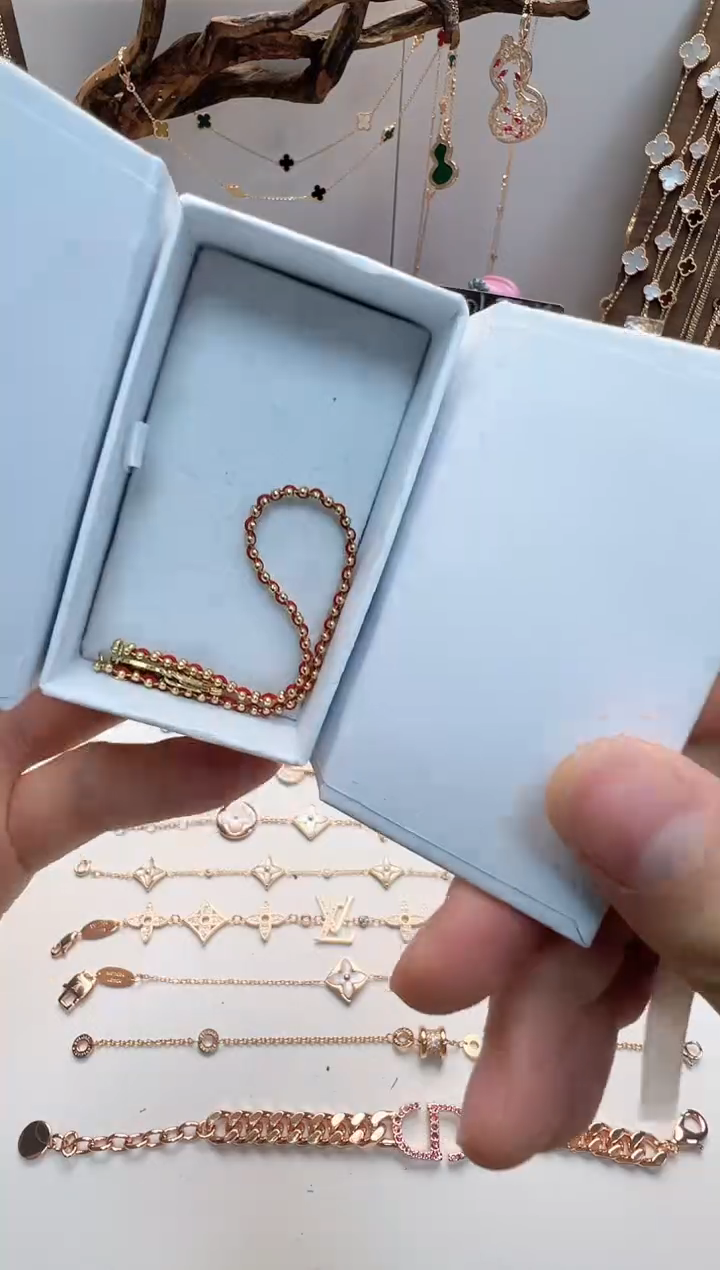 瓷片你彧贤聚宝阁二号铺