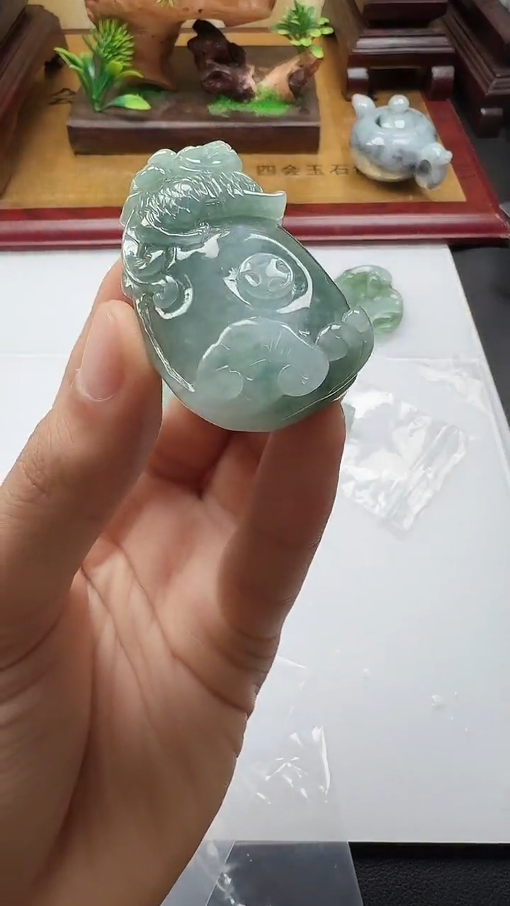 吊坠(不含链)未镶嵌翡翠1