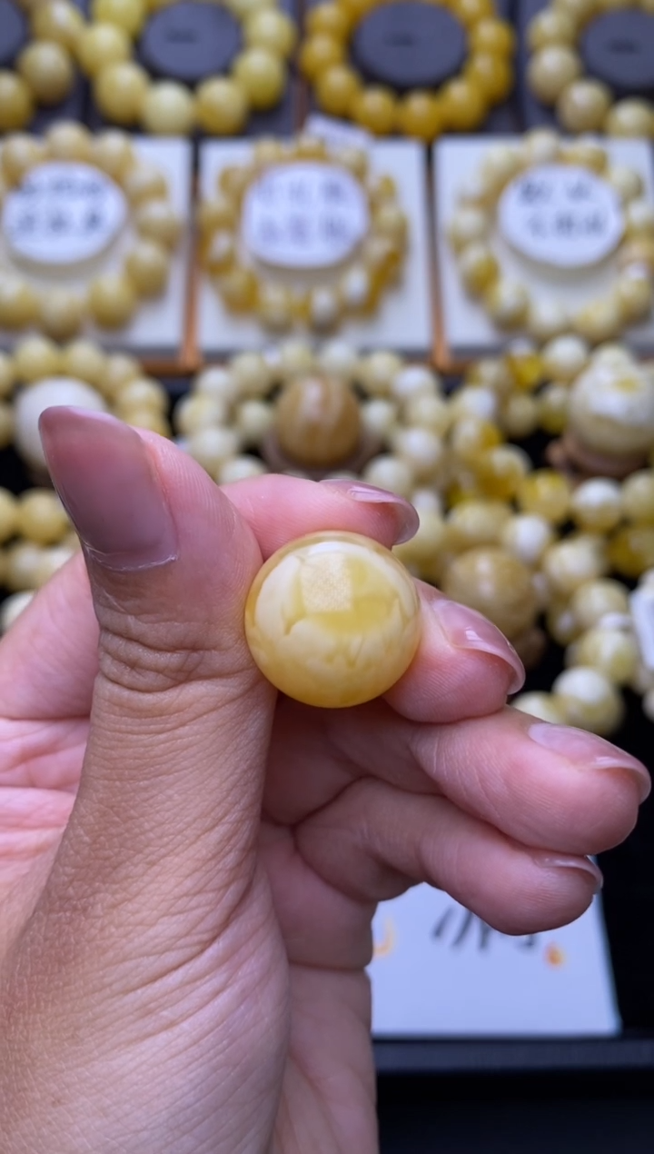 裸石琥珀未镶嵌18mm+大小姐珠宝107