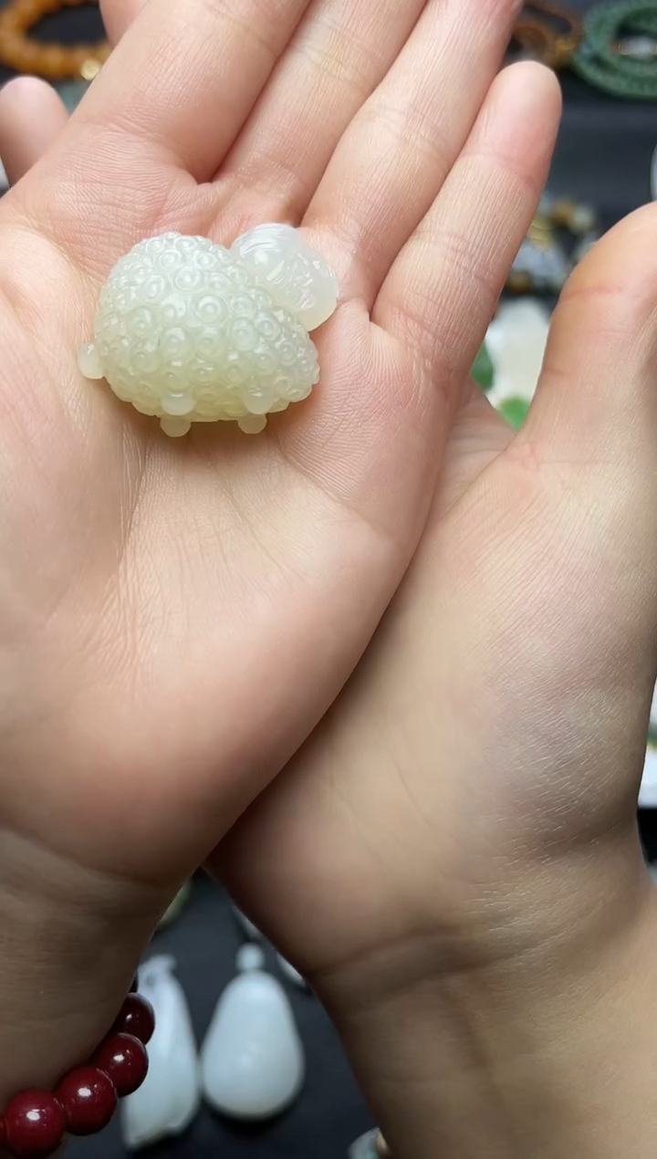 颈饰未镶嵌和田玉小羊06