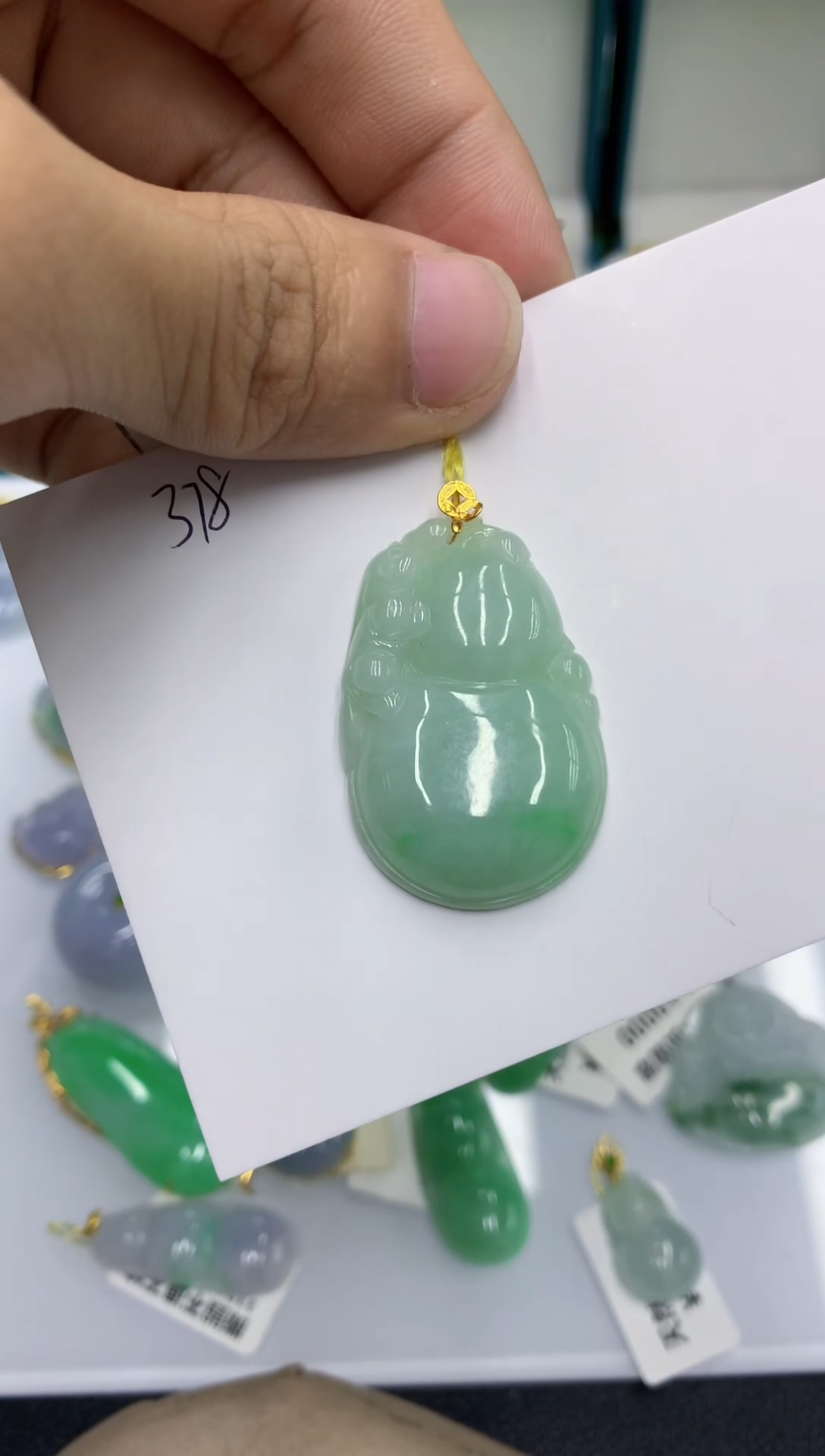 颈饰18K金镶嵌翡翠休*～111111