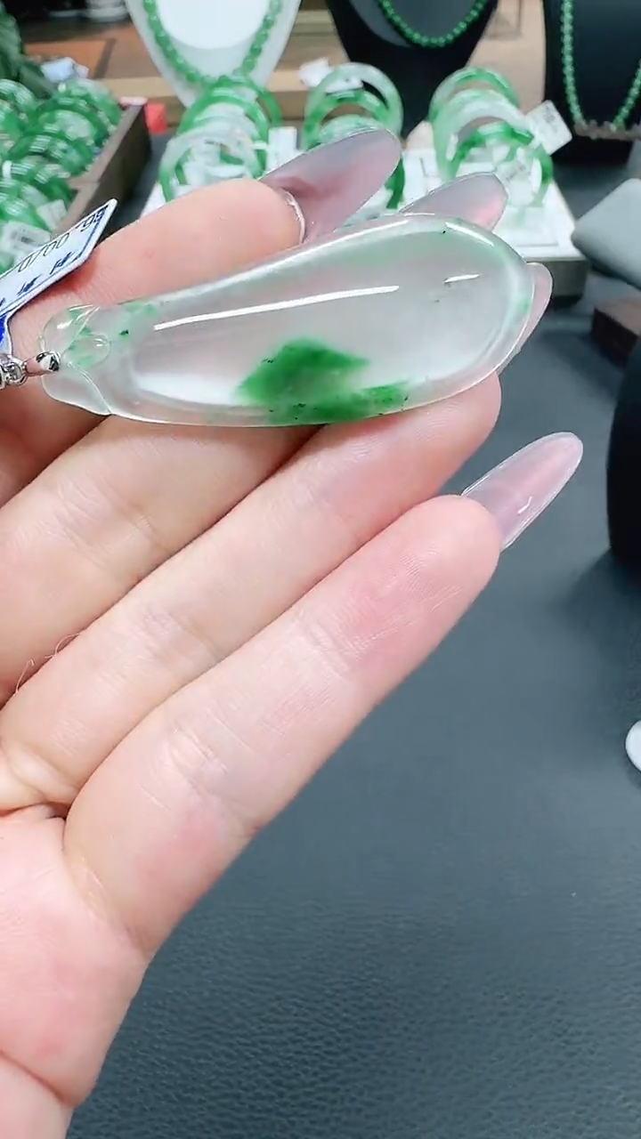 未镶嵌1石英质玉（非洲翠）薇****呀/0721