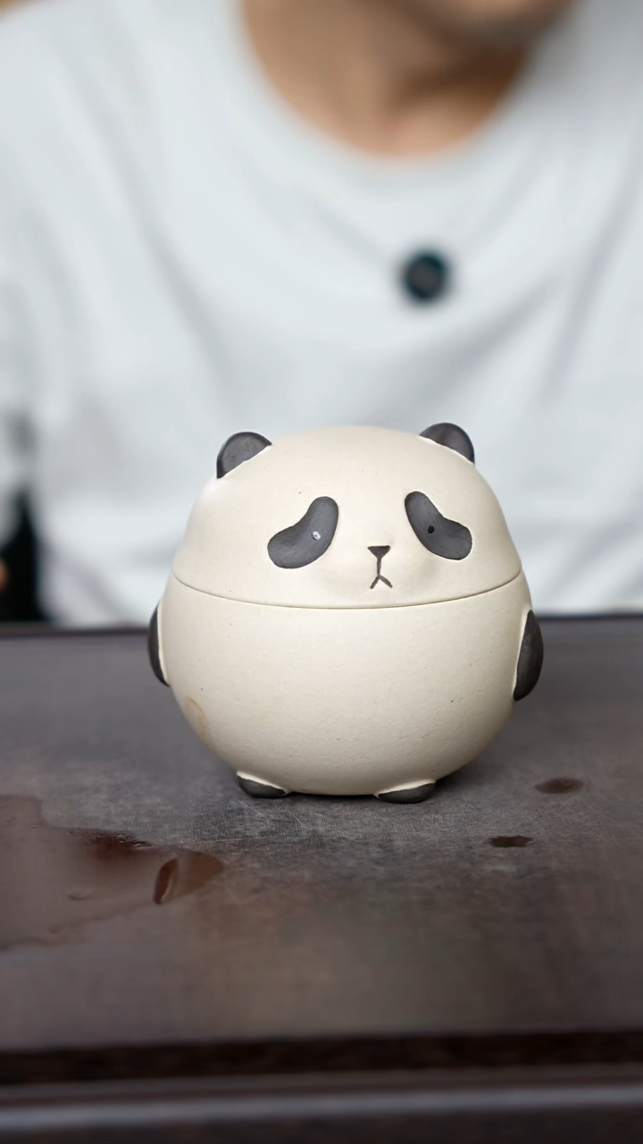 紫砂茶宠紫砂熊猫茶叶罐