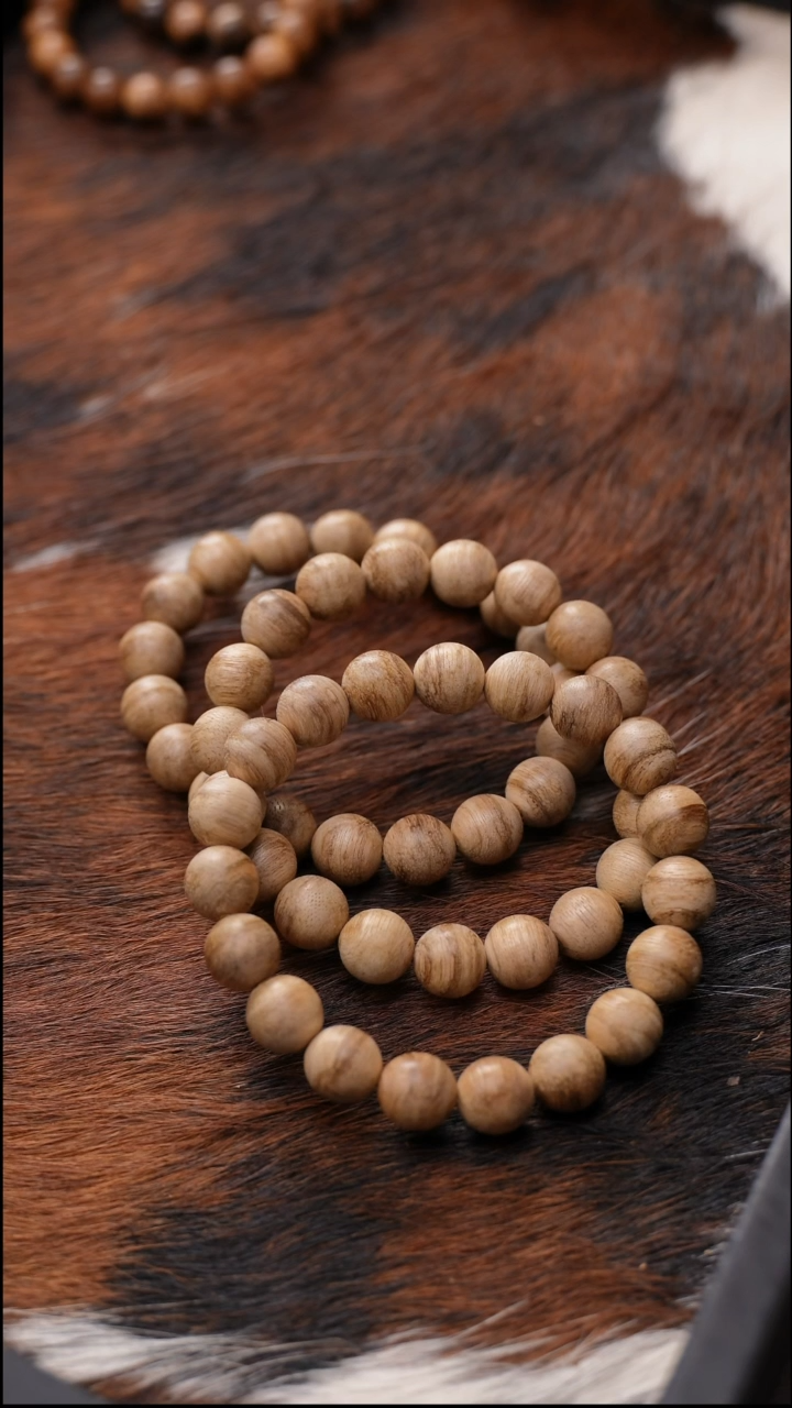 沉香手串ZYCLQC2512-2正区达拉干天然野多样性发一