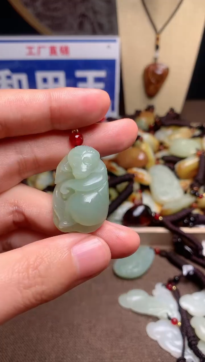 【闪购商品】和田玉颈饰未镶嵌1