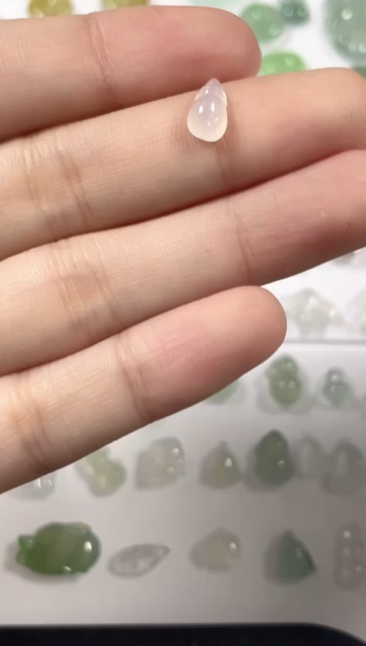 未镶嵌裸石翡翠缅甸天然翡翠8886