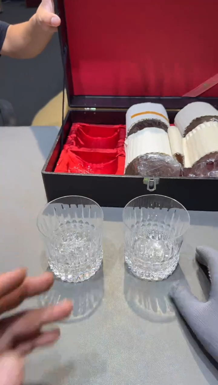 ?**d小四孤品收藏中古品