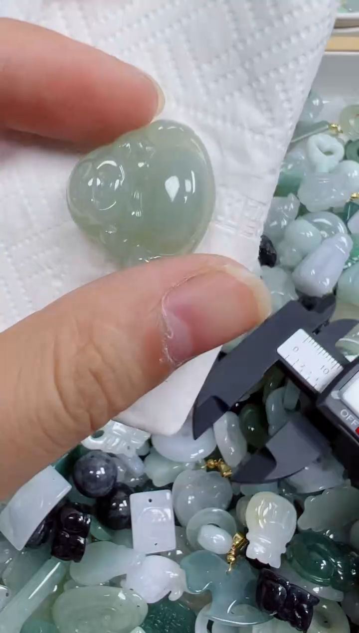 散珠翡翠842号，A货翡翠