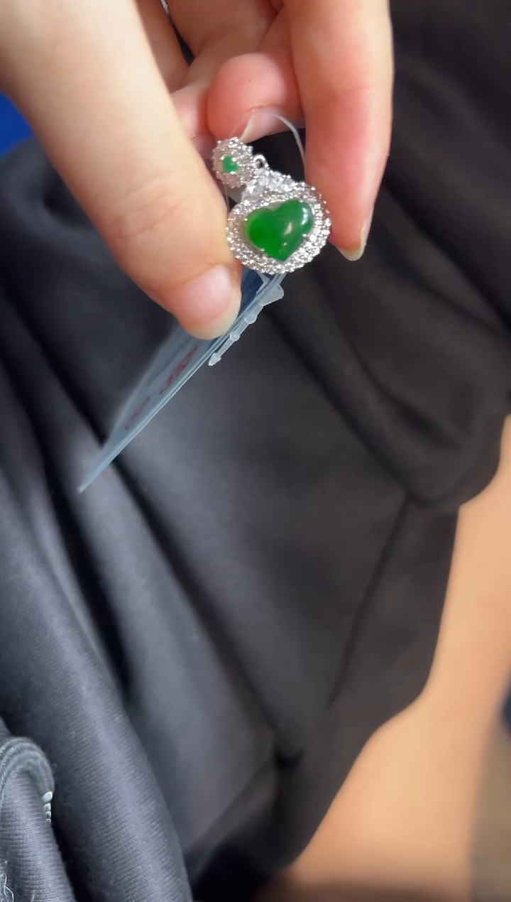 颈饰银S925镶嵌翡翠0416807048