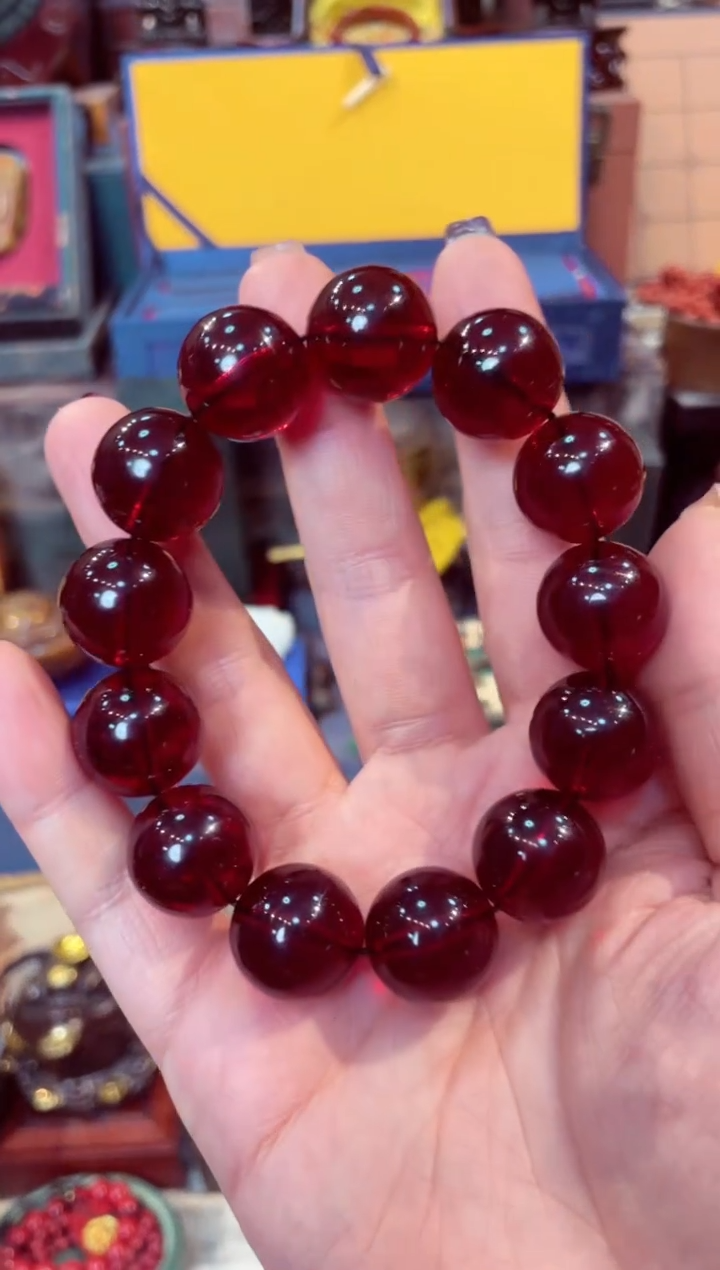 【闪购商品】血珀手串未镶嵌           