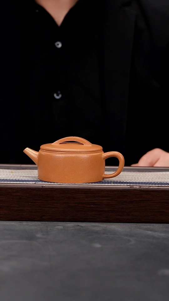 【闪购商品】紫砂茶壶老宕口黄金段全手汉瓦