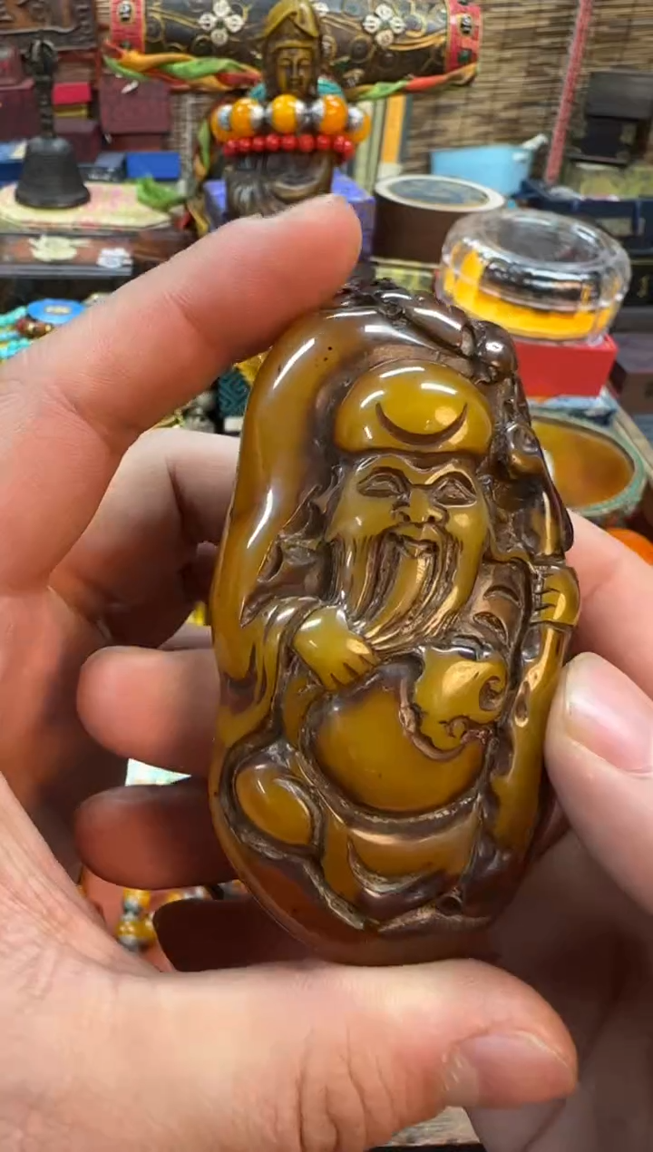 【闪购商品】琥珀裸石未镶嵌推荐好物如图所示