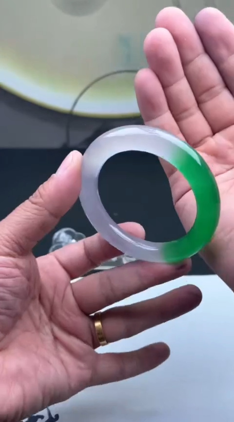 下单就是图片的手镯，放心冲！A362