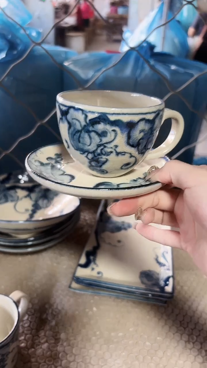 陶瓷宗山窑葡萄一杯一碟