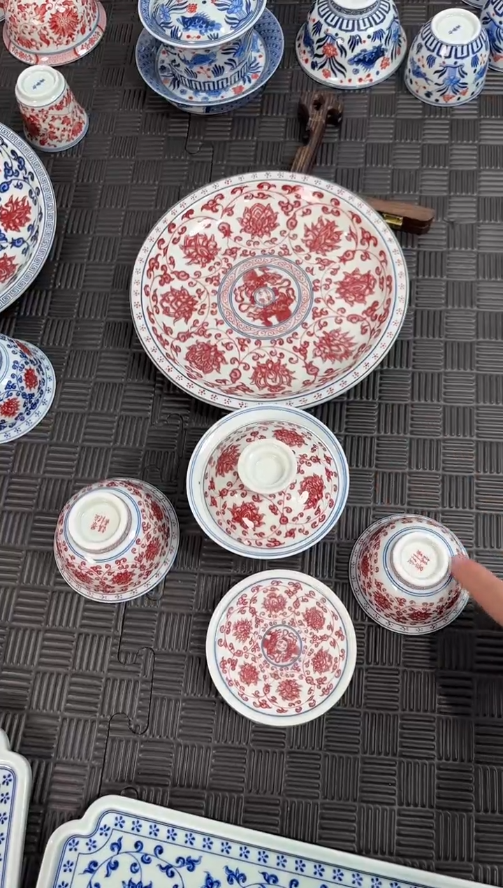 盖碗瓷用****2景德镇陶瓷茶具纯釉里红缠枝莲套组