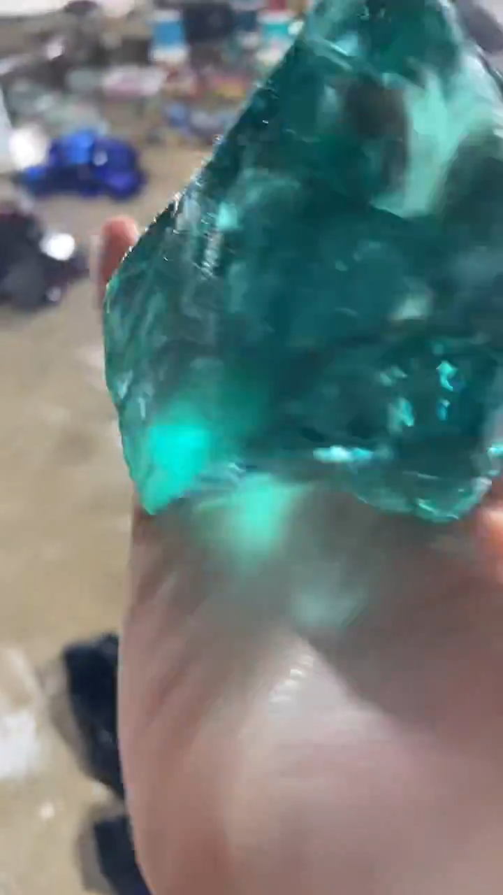 新疆五彩石原石摆件