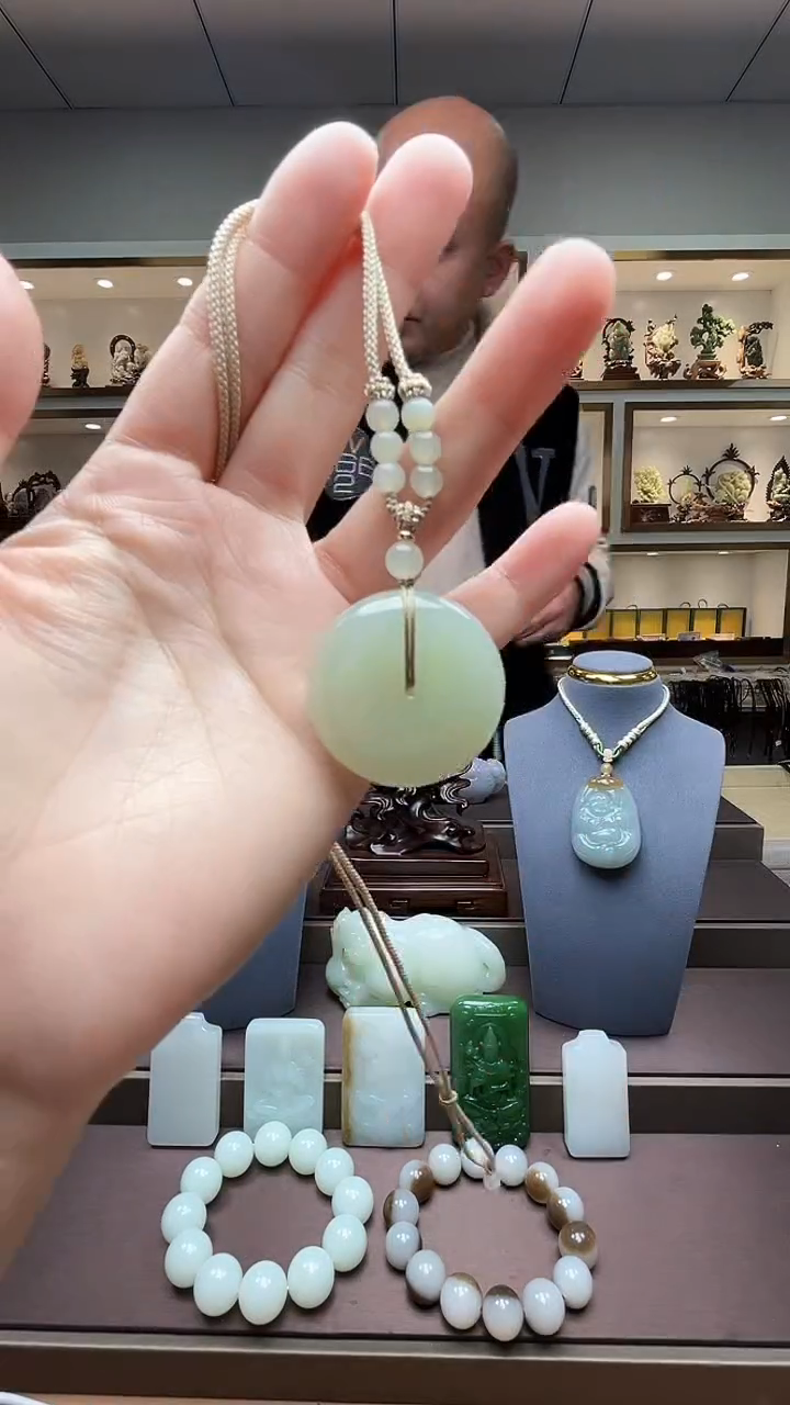 【闪购商品】和田玉挂件未镶嵌苏