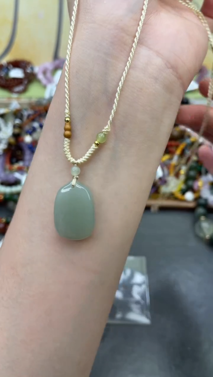 未镶嵌和田玉吊坠210