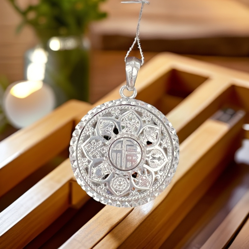 铂金PT950吊坠八宝罗盘 时尚 精致 百搭