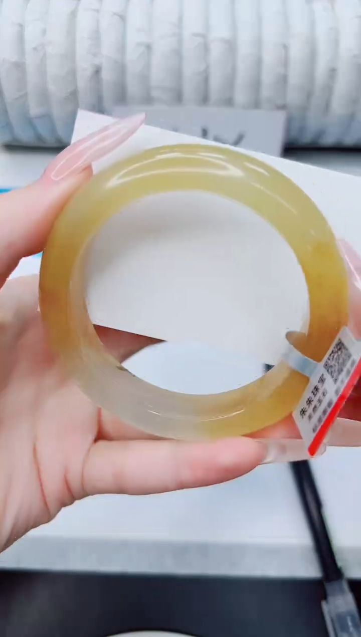 石英质玉手镯未镶嵌159/54.8